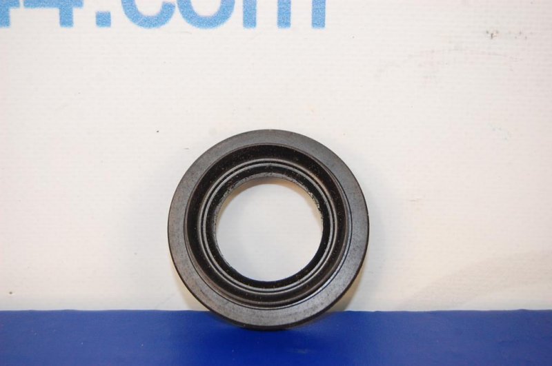 Сальник полуоси правый PRIMERA P-12 01-07