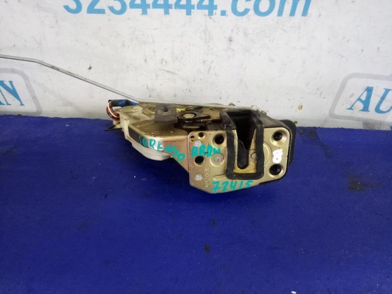 Замок двери задний правый KIA SORENTO BL 02-09 814203E010 Б/У