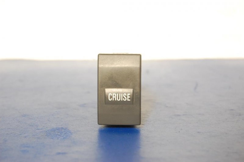 Кнопка KIA SORENTO BL 02-09 Б/У