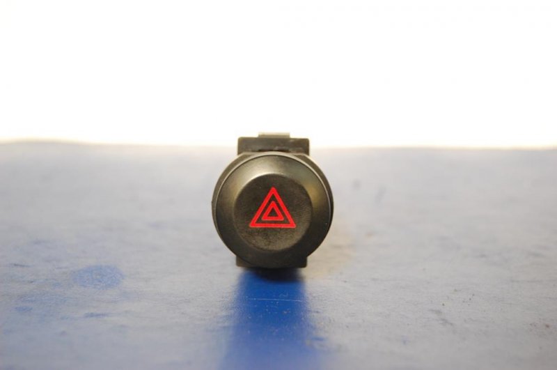 Кнопка аварийной сигнализации KIA SORENTO BL 02-09 93730-3E000 Б/У