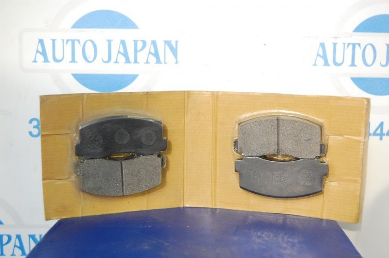 Колодки тормозные TOYOTA COROLLA E100 91-95 mb277618 Б/У