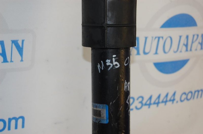 Амортизатор задний левый INFINITI M35/M45 04-10