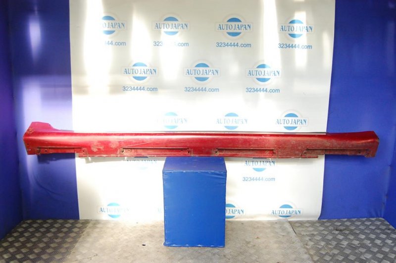 Накладка порога наружная правая LEXUS IS250/350 05-13 Б/У