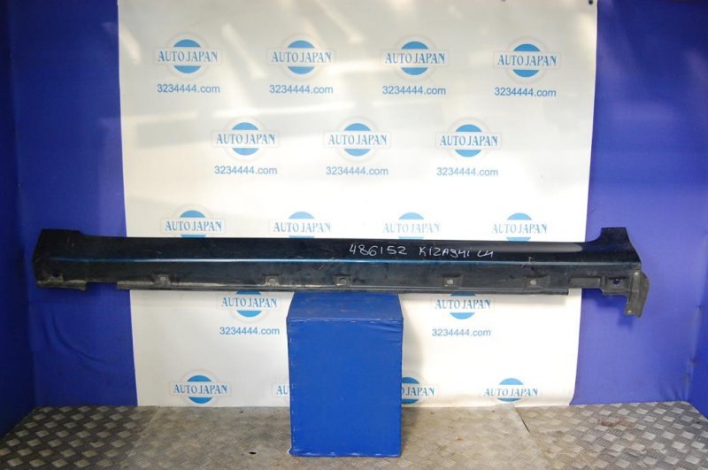 Накладка порога наружная левая SUZUKI KIZASHI 09-14 77241-57L10-ZMV Б/У