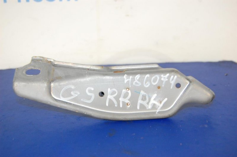 Датчик удара задний правый GS350 GS300 05-11