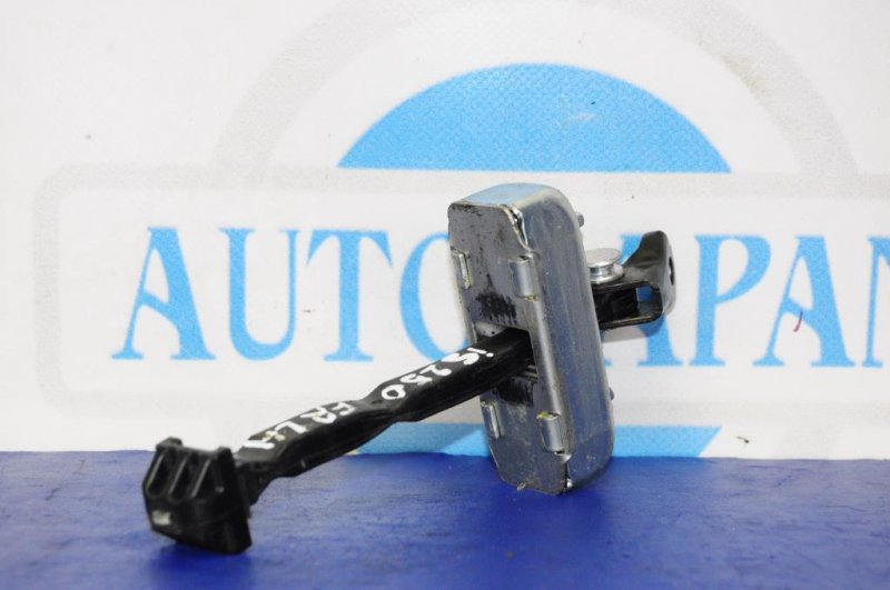 Ограничитель двери передний левый LEXUS IS250/350 05-13 68620-53020 Б/У