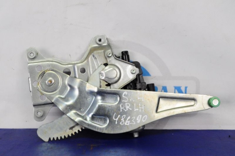 Запчасть стеклоподъемник задний левый SUZUKI SX4 06-13 83502-79J12 Б/У Стеклоподъемник задний левый SUZUKI SX4 06-13 83502-79J12 Б/У