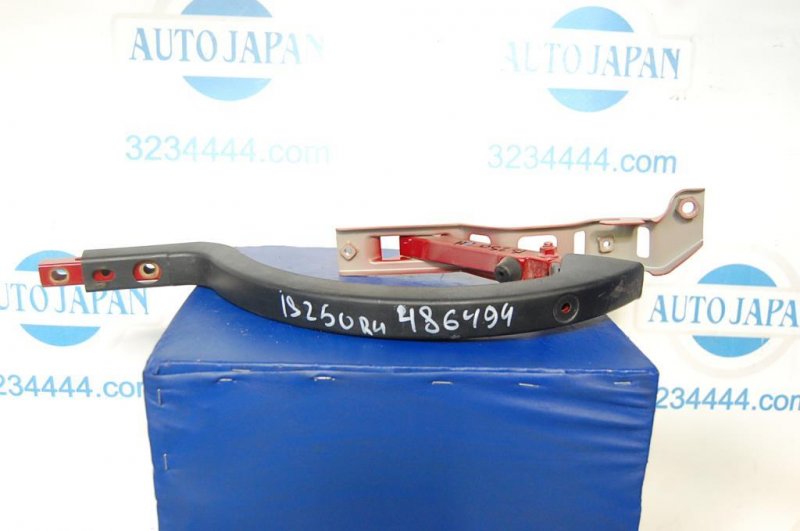 Запчасть петля крышки багажника правая LEXUS IS250/350 05-13 Б/У Петля крышки багажника правая LEXUS IS250/350 05-13 Б/У