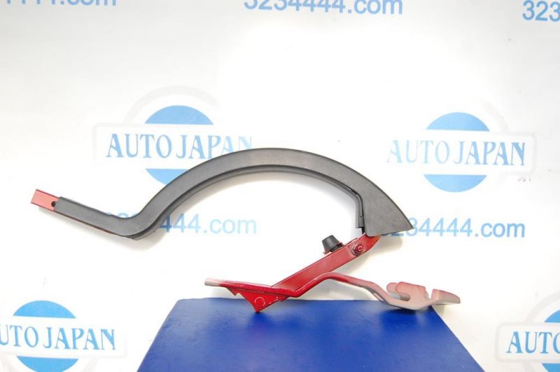 Петля крышки багажника правая LEXUS IS250/350 05-13 Петля крышки багажника правая LEXUS IS250/350 05-13