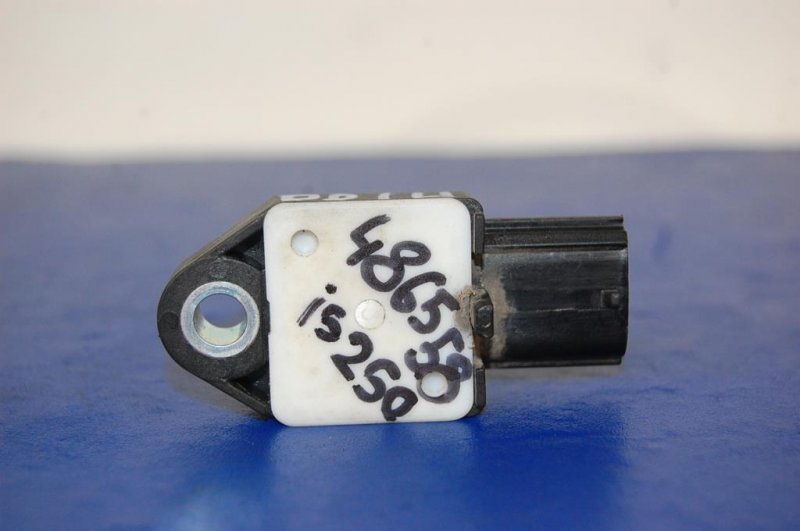 Датчик удара IS250/350 05-13