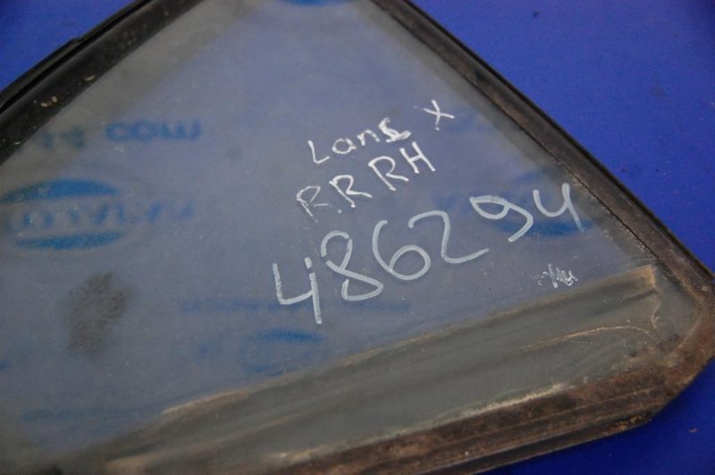 Стекло двери глухое заднее правое LANCER X 10 07-15 Стекло двери глухое заднее правое LANCER X 10 07-15