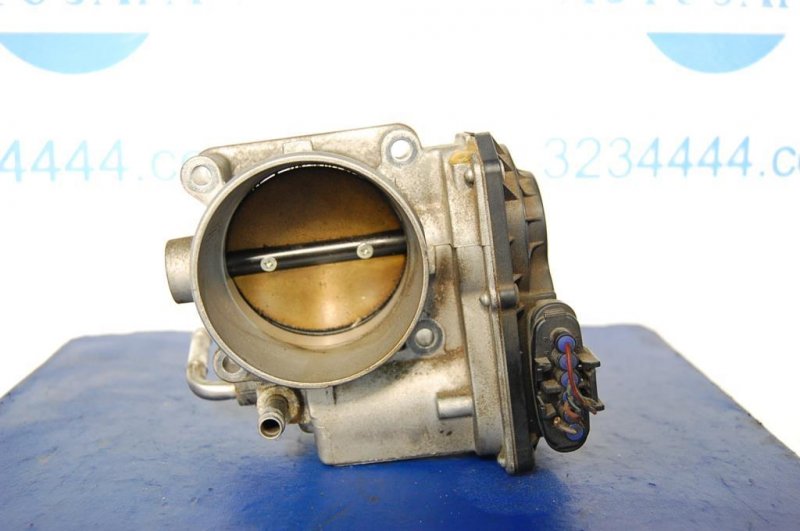 Дроссельная заслонка LEXUS GS350 GS300 05-11 22030-31020 Б/У