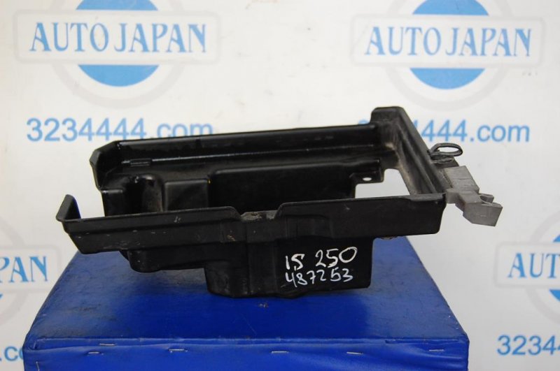 Полка аккумулятора LEXUS IS250/350 05-13 Б/У