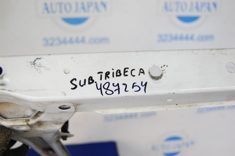 Панель передняя верхняя TRIBECA B9 05-07