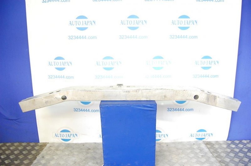 Усилитель переднего бампера INFINITI M35/M45 04-10