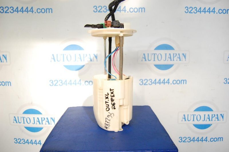 Топливный насос MITSUBISHI OUTLANDER XL 05-13 1760A236 Б/У