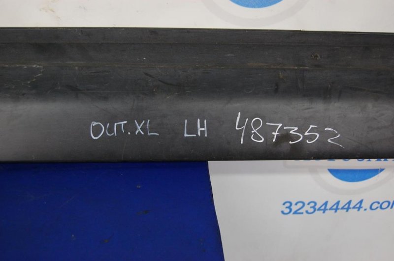 Накладка порога наружная левая OUTLANDER XL 05-13