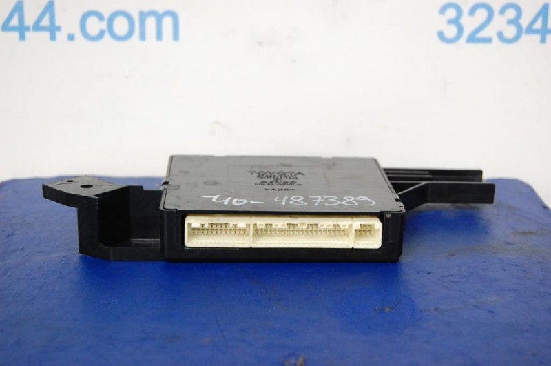 Блок электронный TOYOTA CAMRY 40 06-11 Блок электронный TOYOTA CAMRY 40 06-11