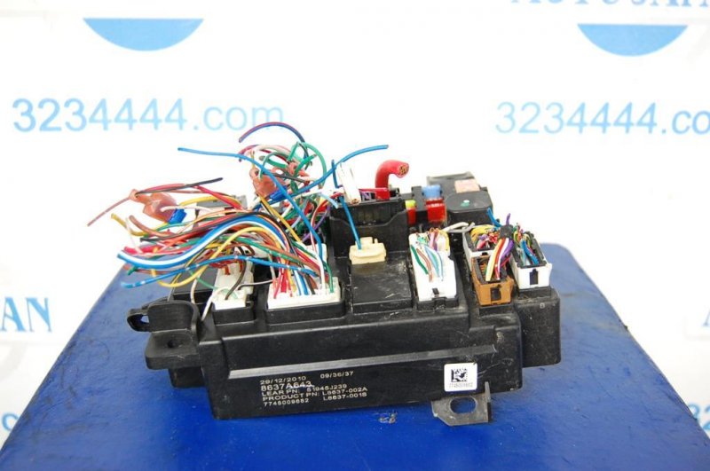 Блок предохранителей салон MITSUBISHI LANCER X 10 07-15 8637A643 Б/У