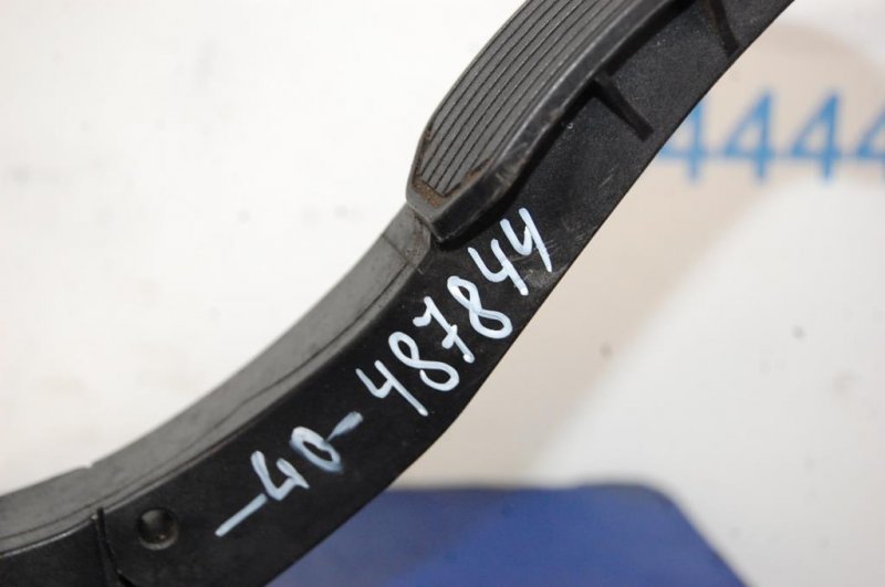 Педаль газа CAMRY 40 06-11