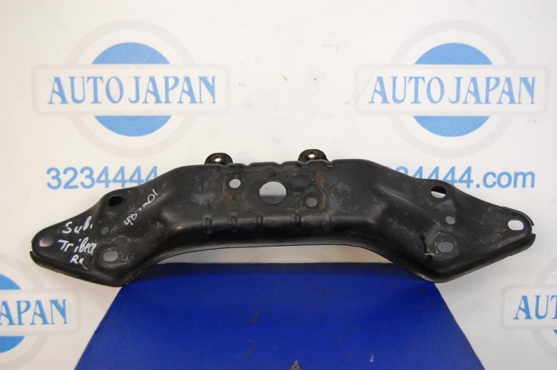 Балка под КПП SUBARU TRIBECA B9 05-07 41011XA00A Б/У