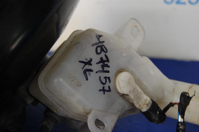 Главный тормозной цилиндр OUTLANDER XL 05-13