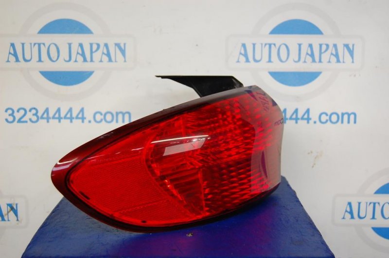 Фонарь наружный задний левый TRIBECA B9 05-07