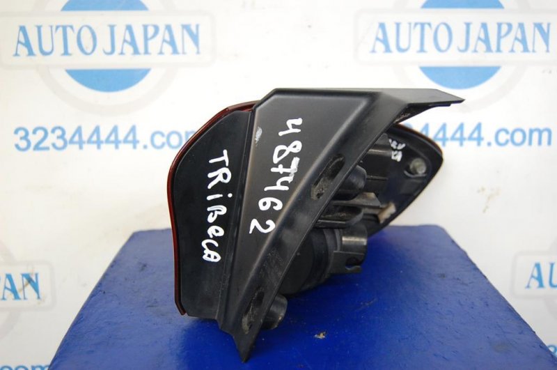 Фонарь наружный задний левый TRIBECA B9 05-07