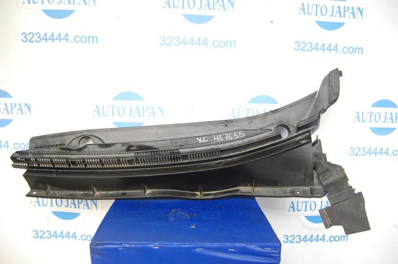 Запчасть пластик под лобовое стекло / жабо левый MITSUBISHI OUTLANDER XL 05-13 Б/У Пластик под лобовое стекло / Жабо левый MITSUBISHI OUTLANDER XL 05-13 Б/У