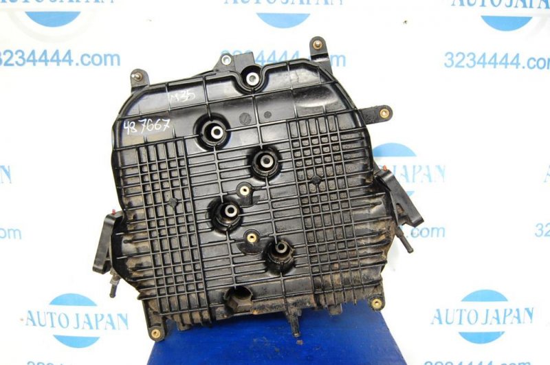 Коллектор впускной INFINITI M35/M45 04-10 Б/У