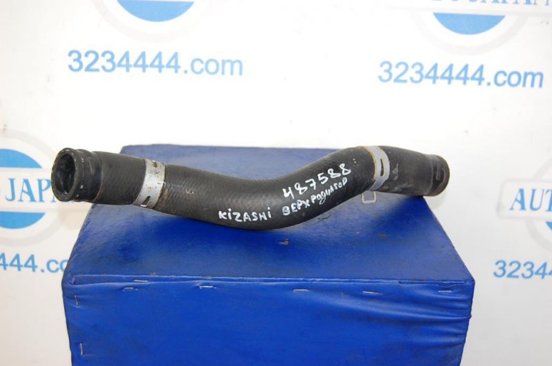 Патрубок системы охлаждения SUZUKI KIZASHI 09-14 17852-57L00 Б/У