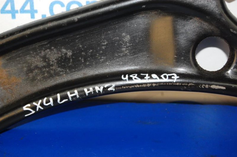 Рычаг передней подвески нижний передний левый SX4 06-13