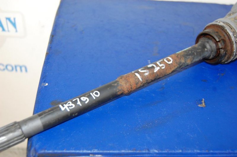 Рулевой карданчик IS250/350 05-13