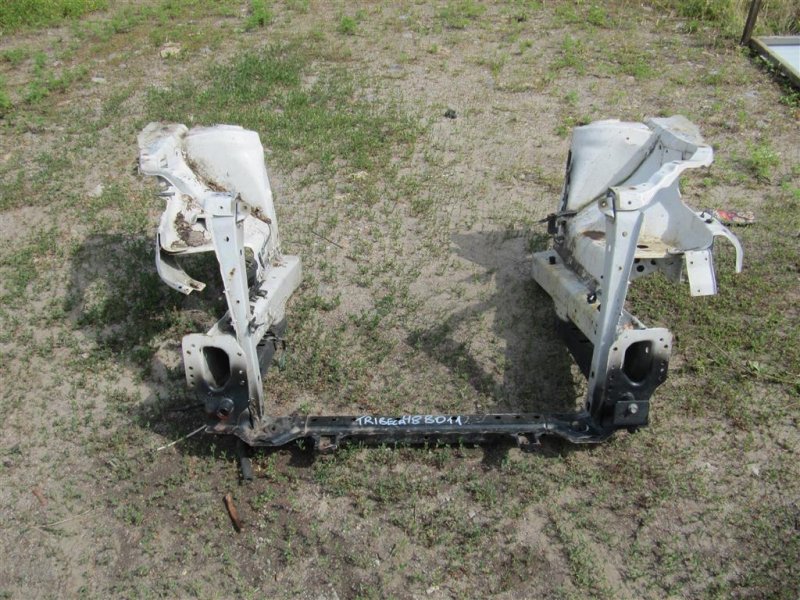 Панель передняя SUBARU TRIBECA B9 05-07 53060XA01B9P Б/У