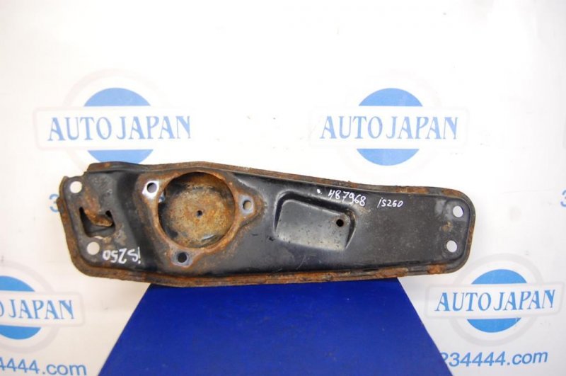 Кронштейн КПП LEXUS IS250/350 05-13 Б/У