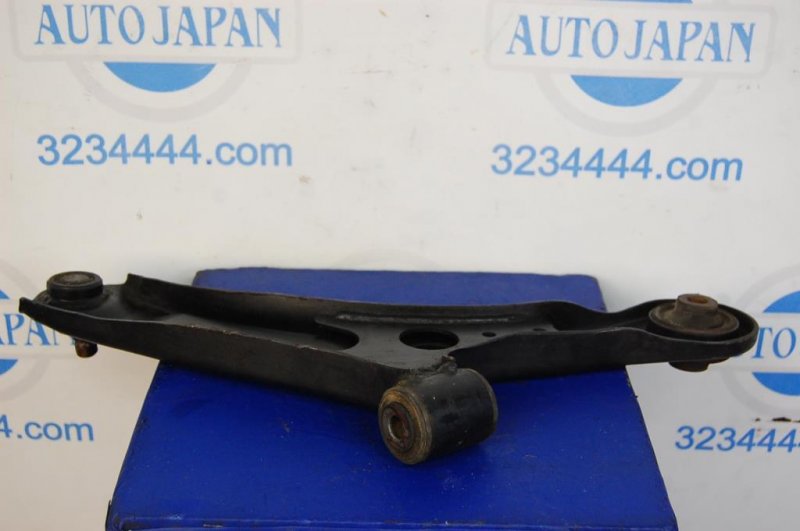 Рычаг передней подвески нижний передний левый SUZUKI SX4 06-13