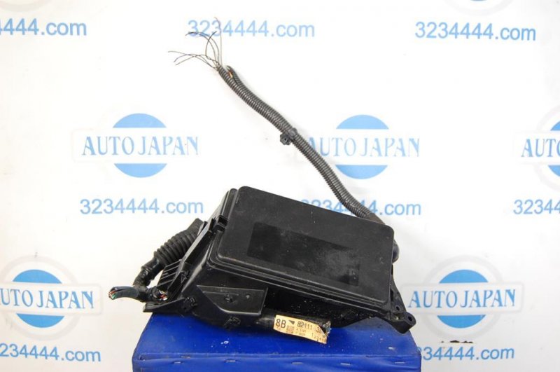 Блок предохранителей моторный отсек GS350 GS300 05-11