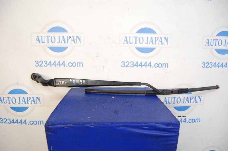 Поводок стеклоочистителя передний левый INFINITI M35/M45 04-10 28881-EH100 Б/У