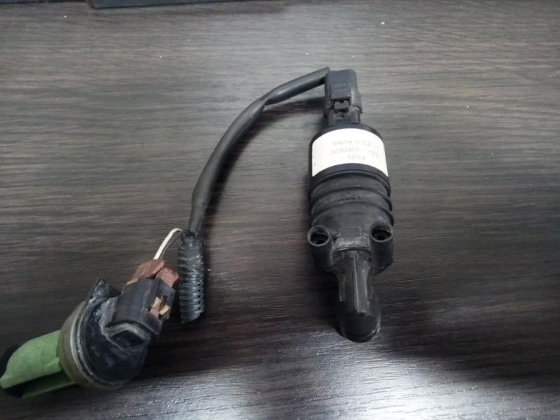 Насос омывателя стекла QX56 / TITAN / ARMADA 04-16 Насос омывателя стекла QX56 / TITAN / ARMADA 04-16