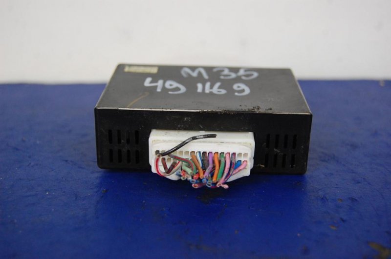 Блок электронный INFINITI M35/M45 04-10