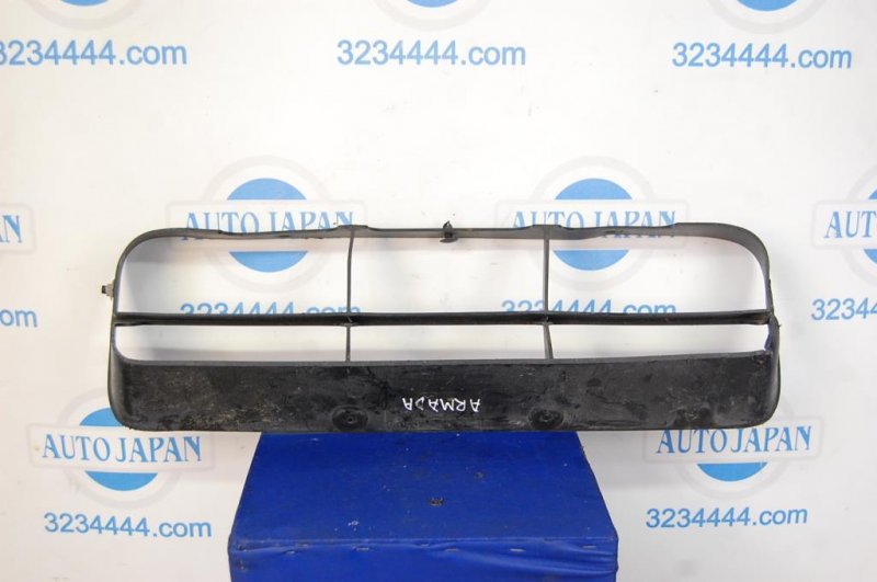 Решетка переднего бампера NISSAN QX56 / TITAN / ARMADA 04-16