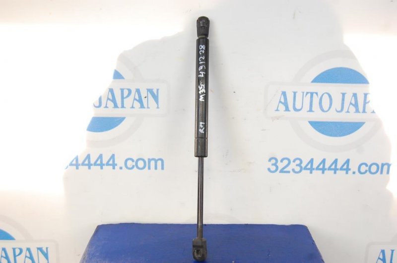 Амортизатор крышки багажника INFINITI M35/M45 04-10 Б/У