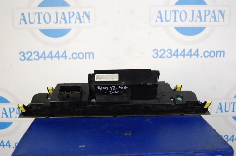 Блок управления печкой CAMRY 30 02-06