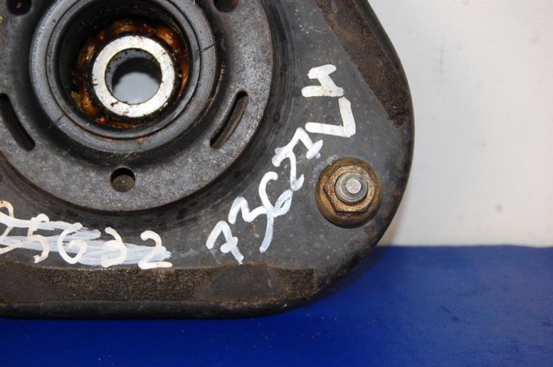 Опора амортизатора PRIUS - 20 03-11