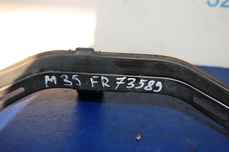 Кронштейн переднего бампера INFINITI M35/M45 04-10 Кронштейн переднего бампера INFINITI M35/M45 04-10