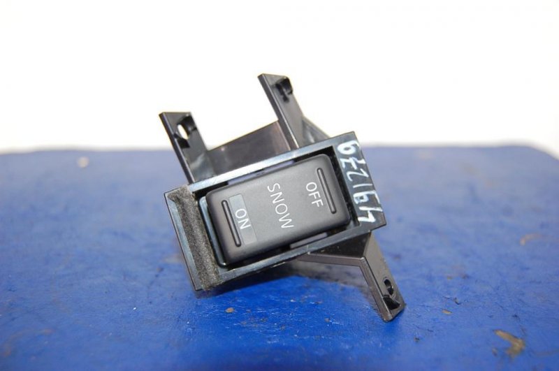 Кнопка INFINITI G35 03-07 Б/У