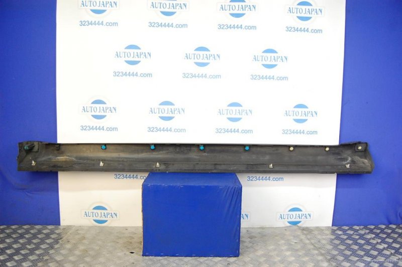 Накладка порога наружная правая MITSUBISHI OUTLANDER XL 05-13