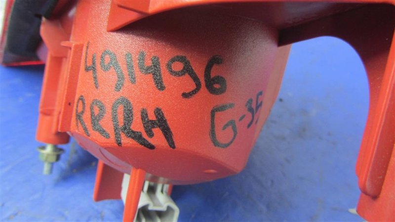 Фонарь внутренний задний правый G35 03-07