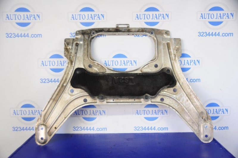 Защита двигателя LEXUS LS460 06-12