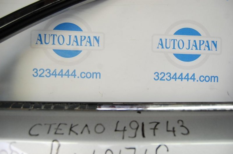 Дверь передняя левая FX S50 03-08